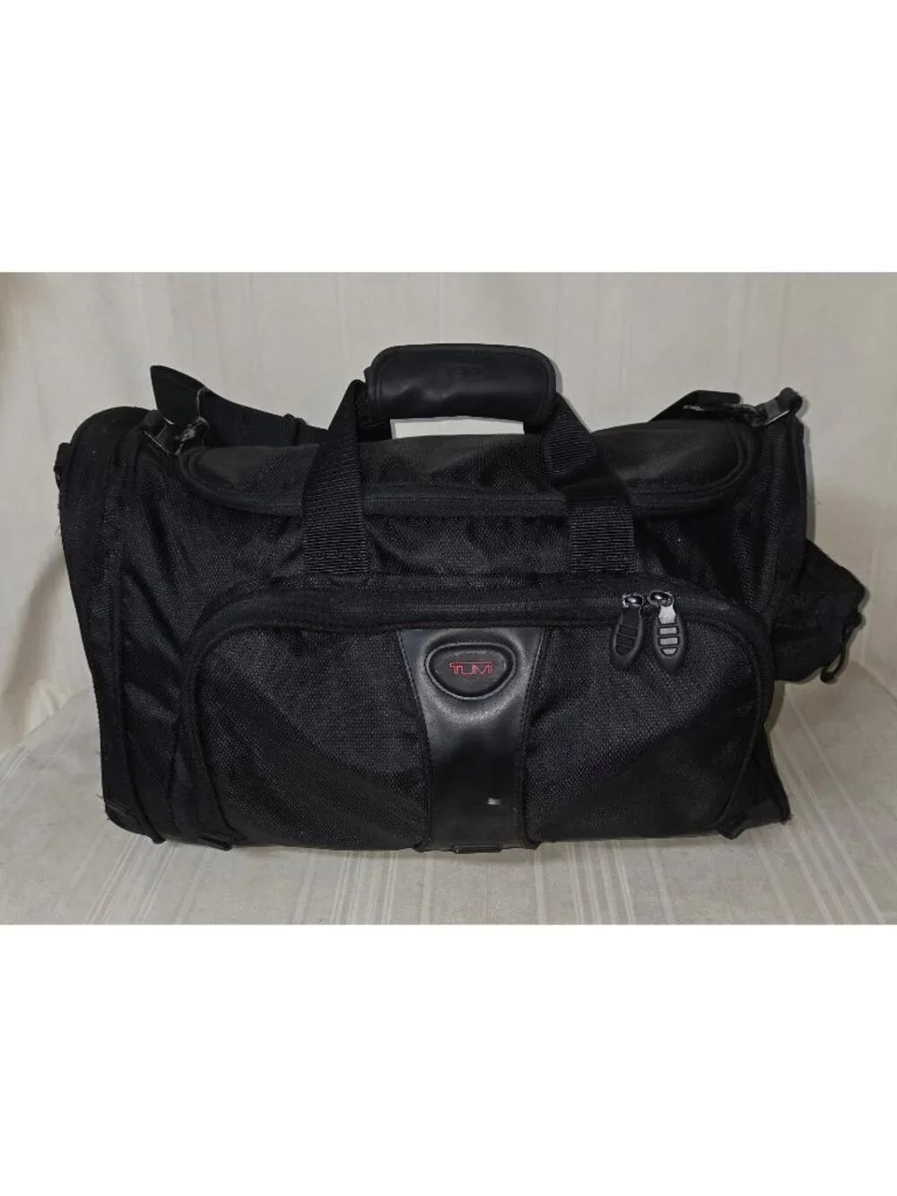 Tumi Ballistic Nylon Duffle 624c Gym Weekender